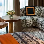 The First One Madrid Preciados (Adults Only)