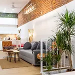 G18_Apartamento Para 8 Con 3 Habitaciones 2 Banos En Chamberi