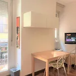 Exclusivo Y Acogedor Apartamento Con Balcon En Chueca, Con Aire Acondicionado