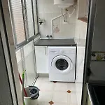 C8 Comodo Piso De 3 Habitaciones Cerca Del Centro De Madrid