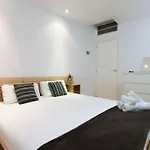 Beautiful Flat A Stone\'S Throw From The Retiro-Vill