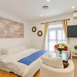 Mad Coco Aparts & Suites Centro Sol