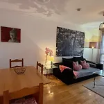 Apartments Madrid Suite Aeropuerto, Ifema
