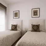 Nice 2 Bedrooms Madrid Downtown