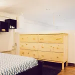 Lollipop Flats City Centre Suite