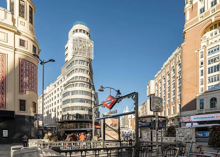 Agradable Estudio 3 Personas / 2 Camas En Gran Via