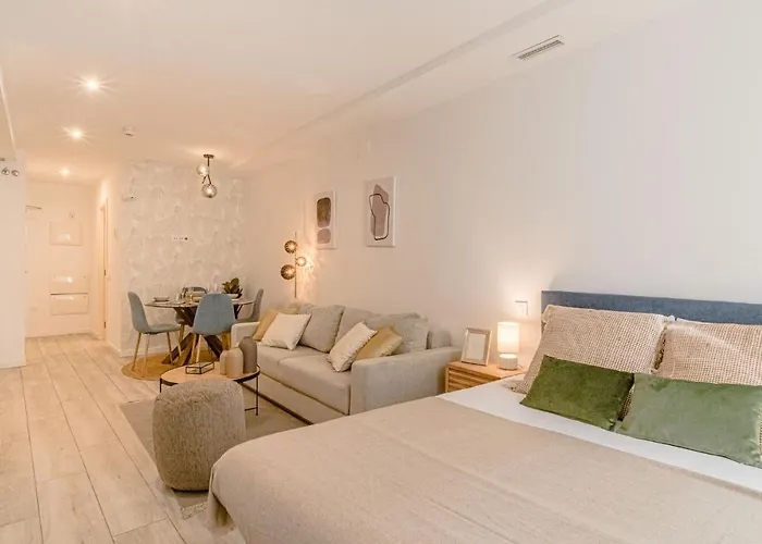 Luxury 4 People Studio In The Center By Sharingco