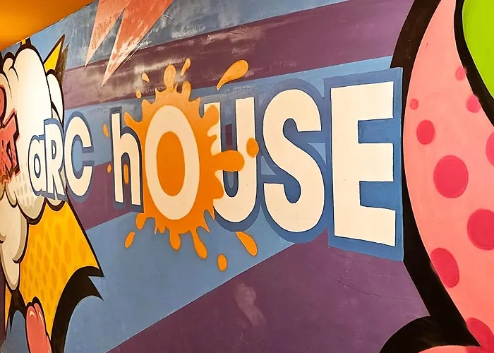 Arc House Pop Art