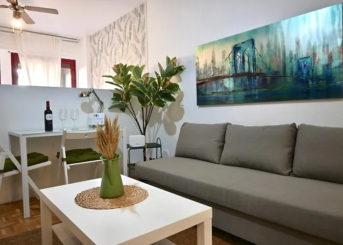 For You Rentals Luminoso Y Practico Apartamento Temporal En El Barrio Del Pilar Hrl5