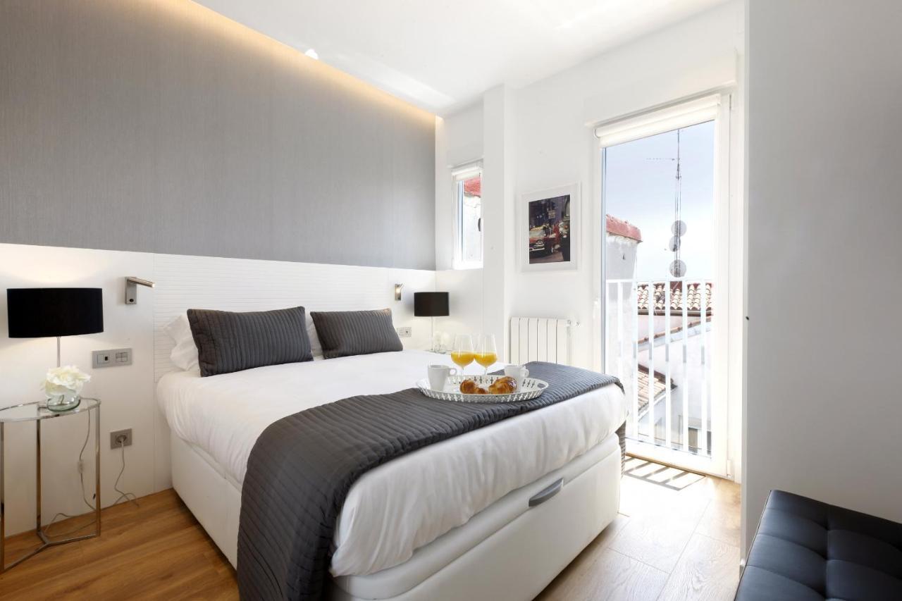 Latina Plaza Apartment *