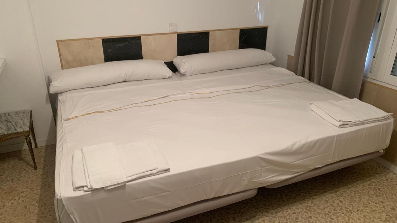 Con Despacho Suites Torr Av America-prosperidad Apartamento *