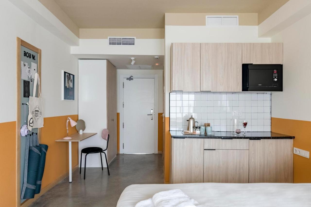 Bob W Chueca Aparthotel