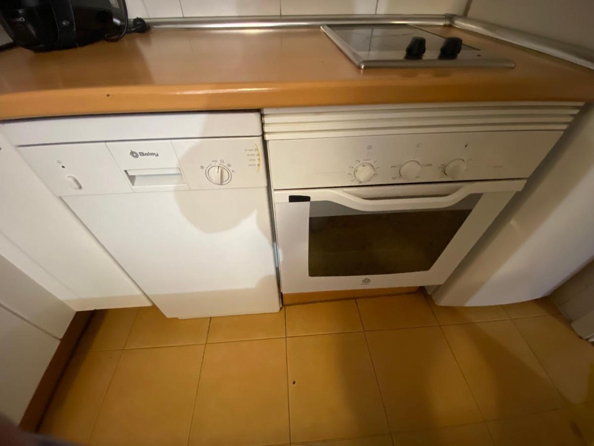 Deyanira Suite, Aeropuerto, Ifema Apartment