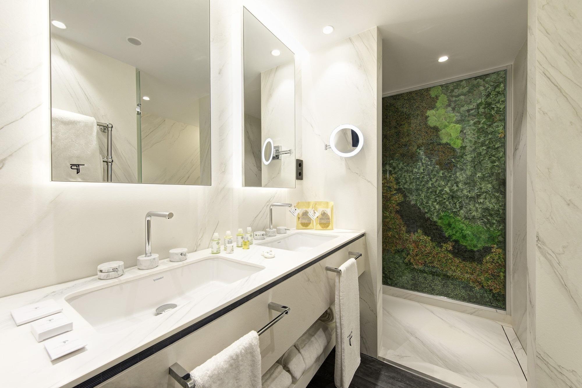 Hotel Casa Almagro By The Pavilions & 4*