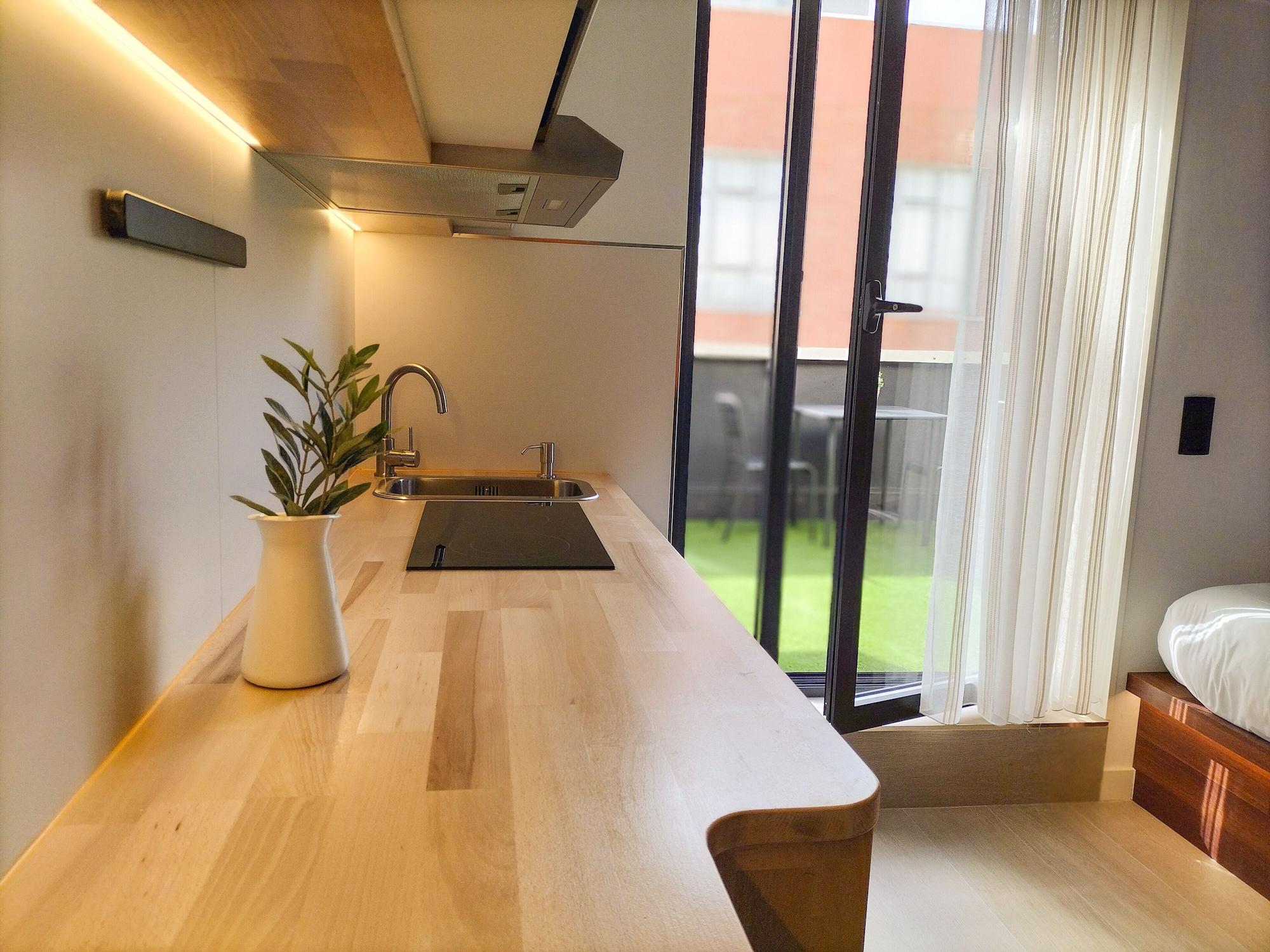 Far Bernabeu Hostel *