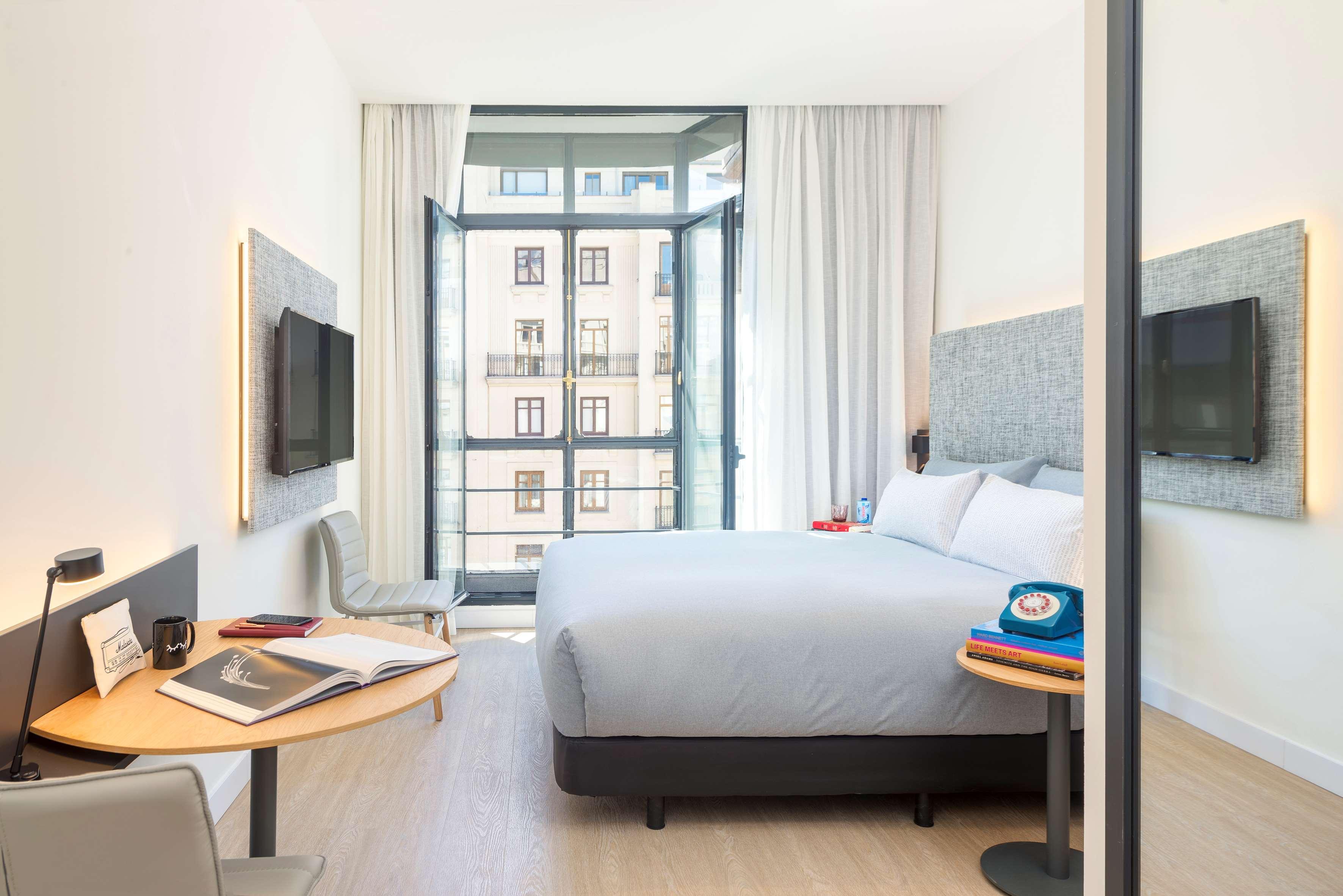 Innside By Melia Gran Via Hotel 4*