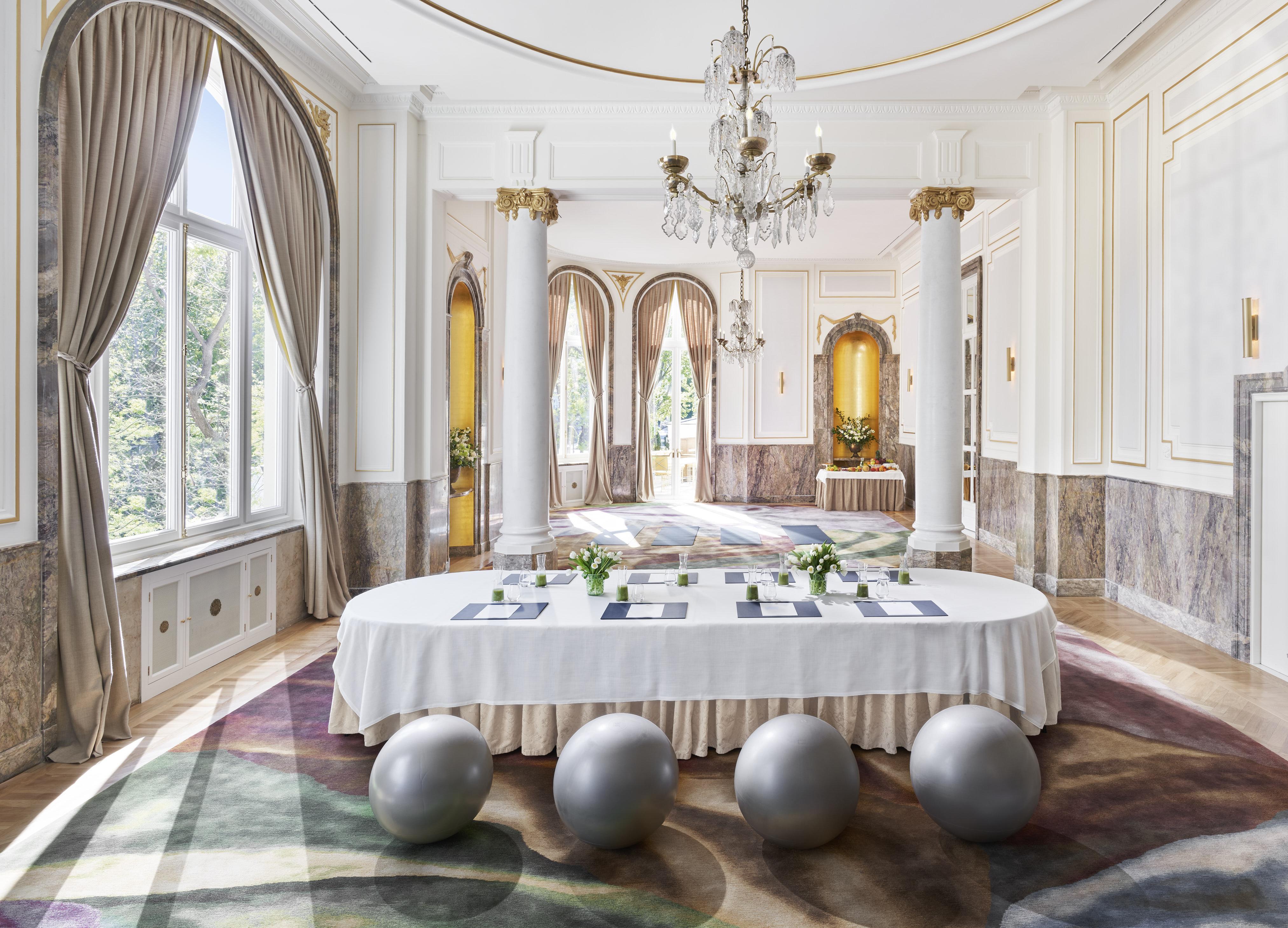 Mandarin Oriental Ritz, Hotel