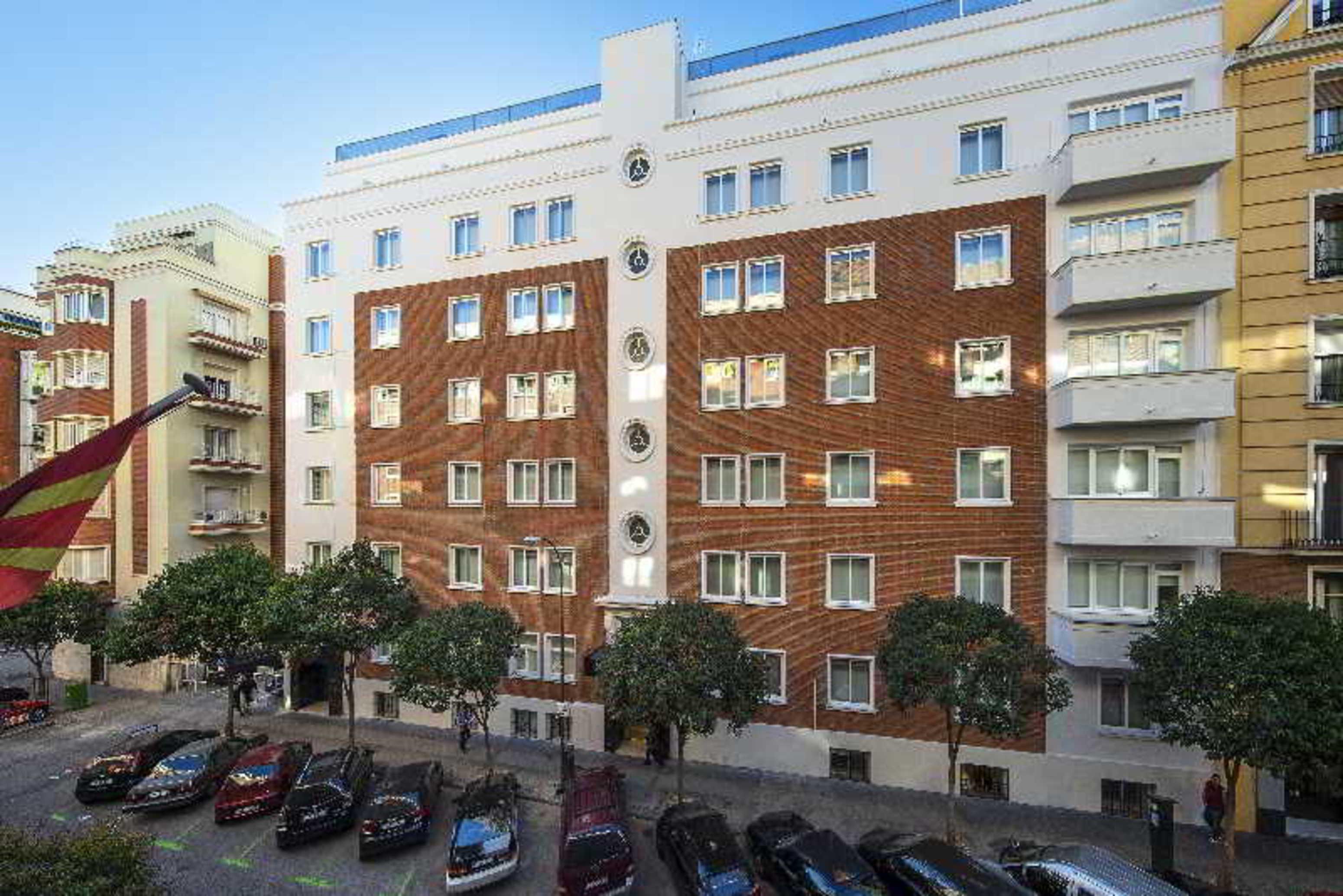 Neomagna Hotel