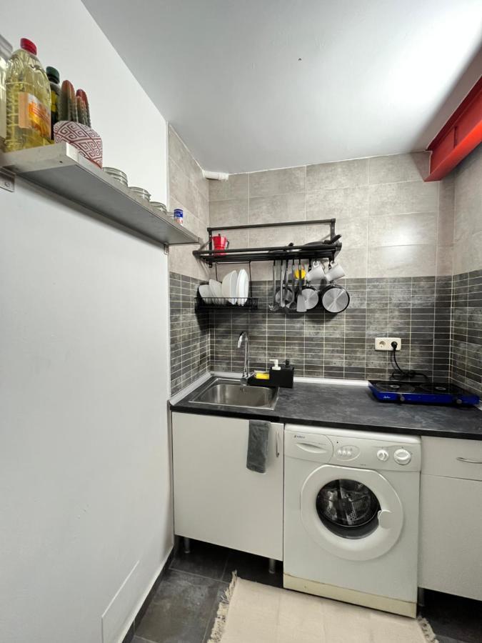 Estudio Caravaca Temporal Apartment Madrid