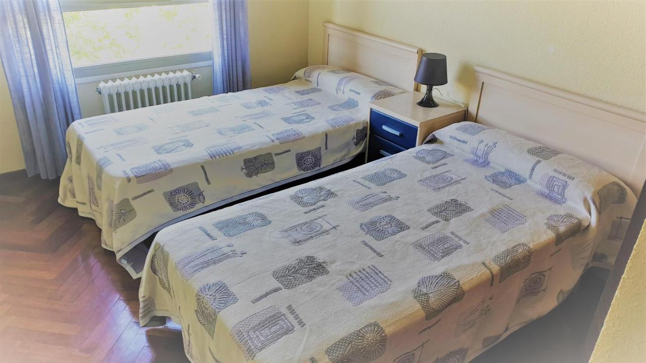 Habitación Caja Mágica * Madrid