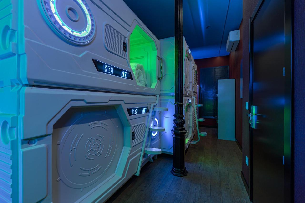 Art Seven Capsules Kapselhotel