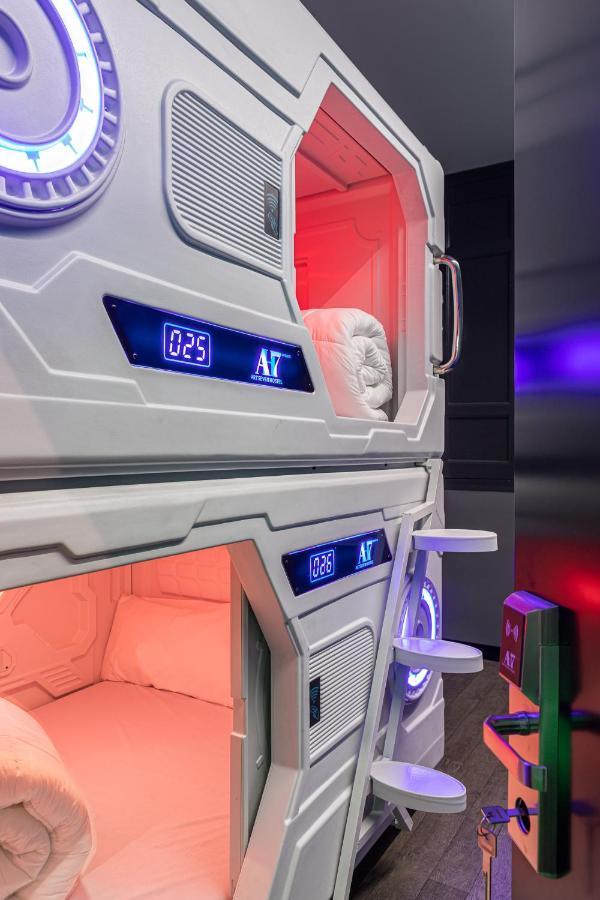 Art Seven Capsules Kapselhotel 2*