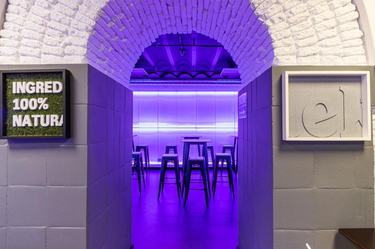 Kapselhotel Art Seven Capsules
