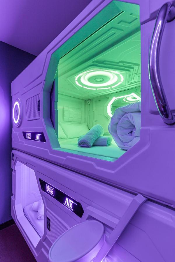 Art Seven Capsules Kapselhotel Madrid