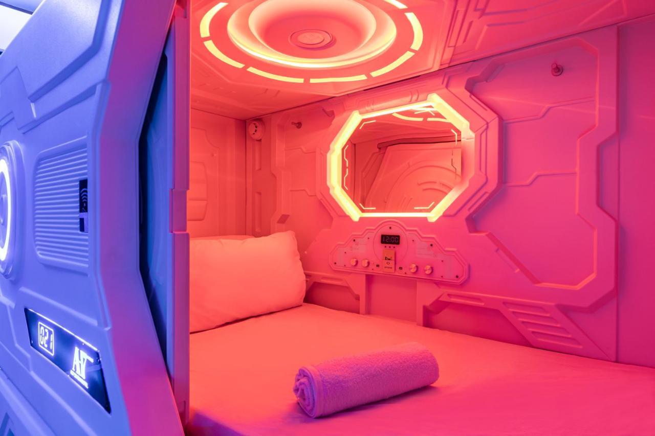 Kapselhotel Art Seven Capsules