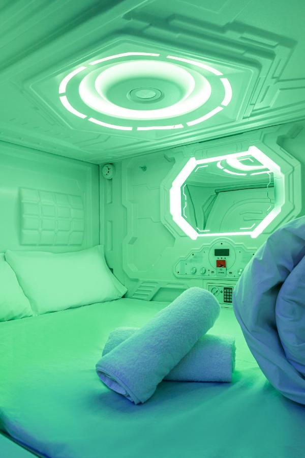Art Seven Capsules Kapselhotel Madrid