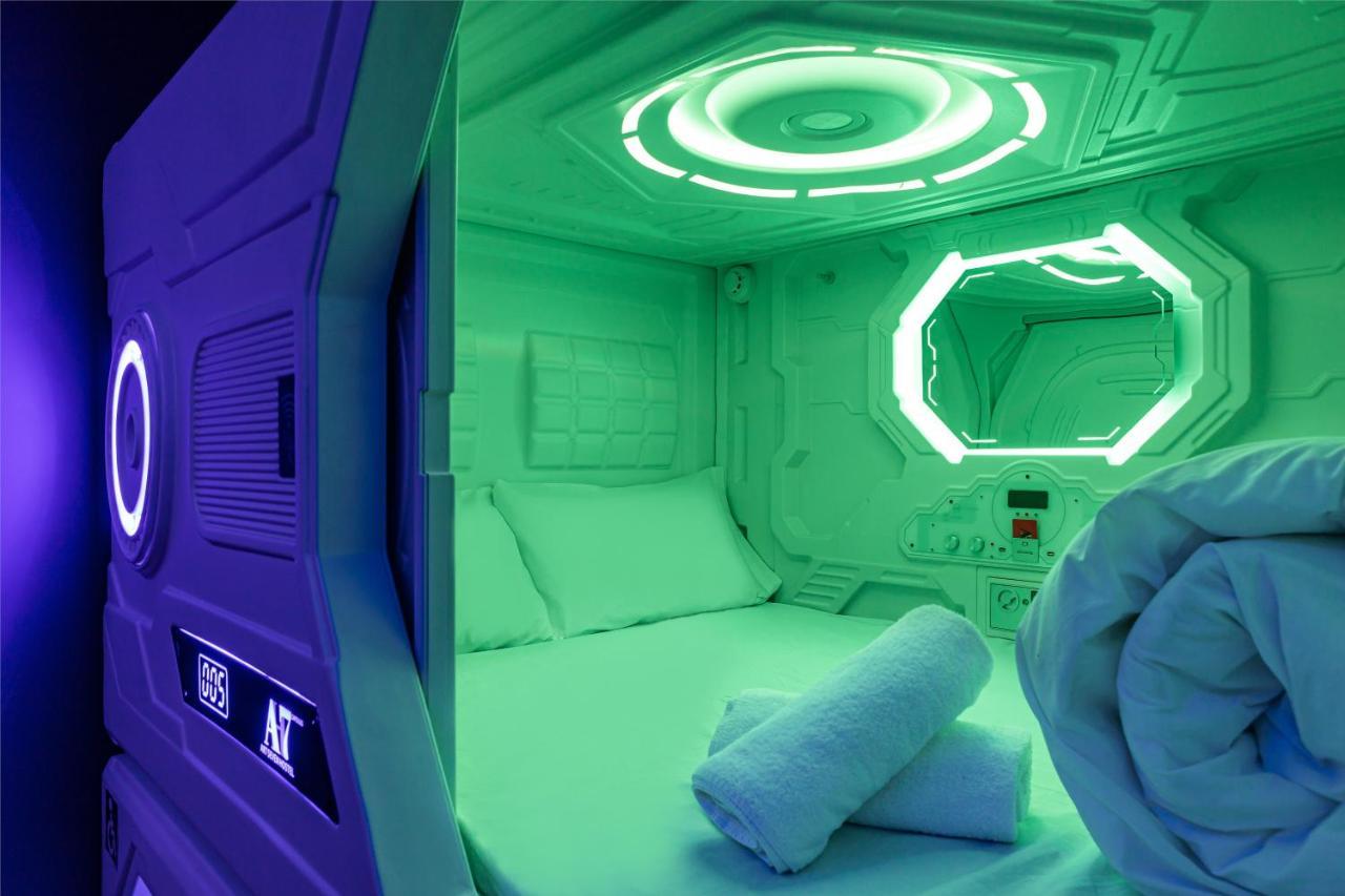 Art Seven Capsules Kapselhotel