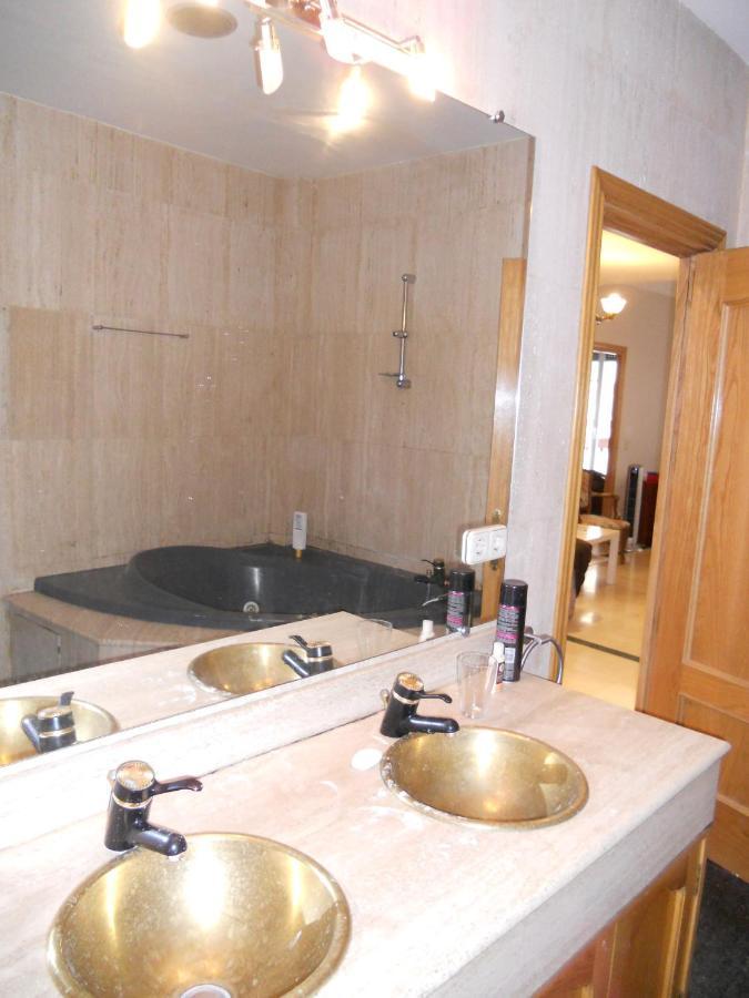 Bookingham ★apartaments & Madri