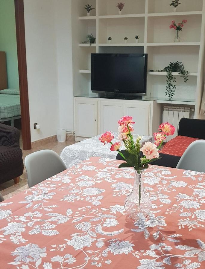 Apartment Famaho *