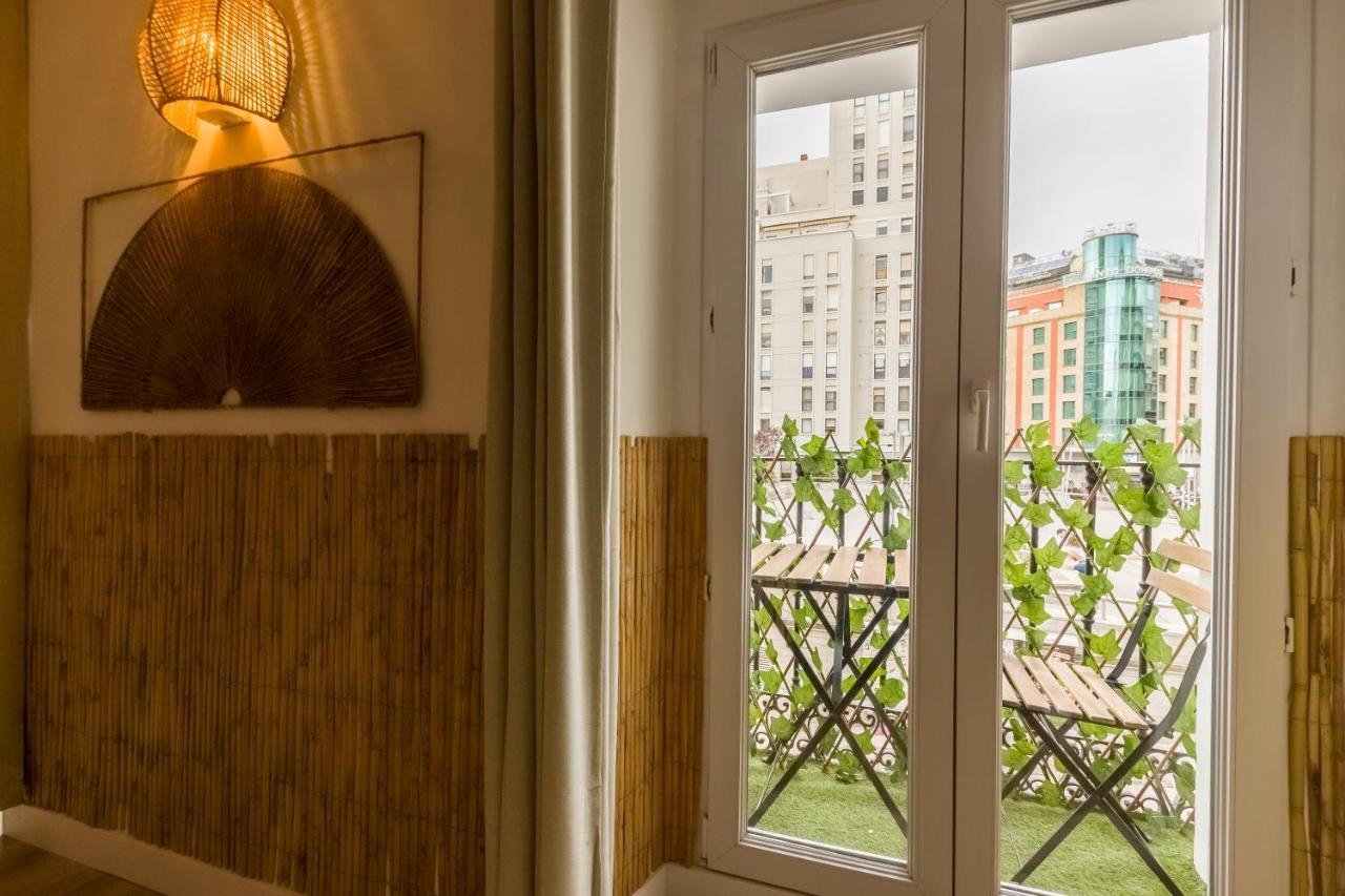 Santo - Coworking - Coliving - *
