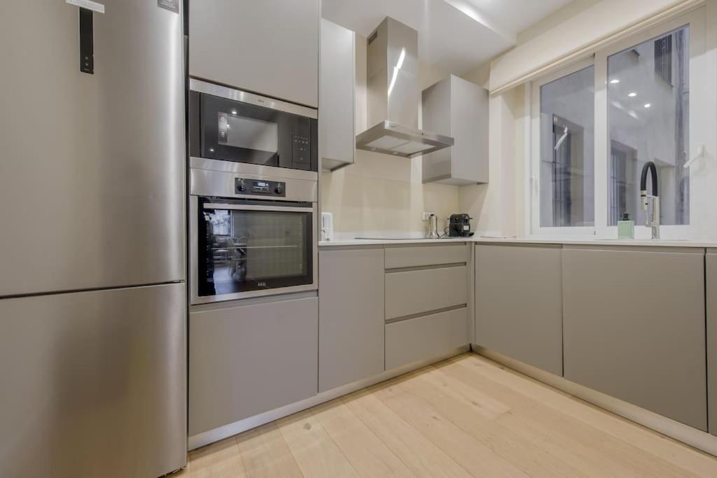 Appartamento Exclusivo Piso De 4 Hab Con Vistas A La Latina *