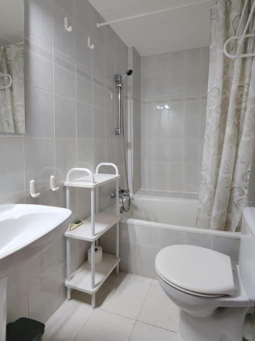 Apartamento Comodo En El Centro - Gran Via *