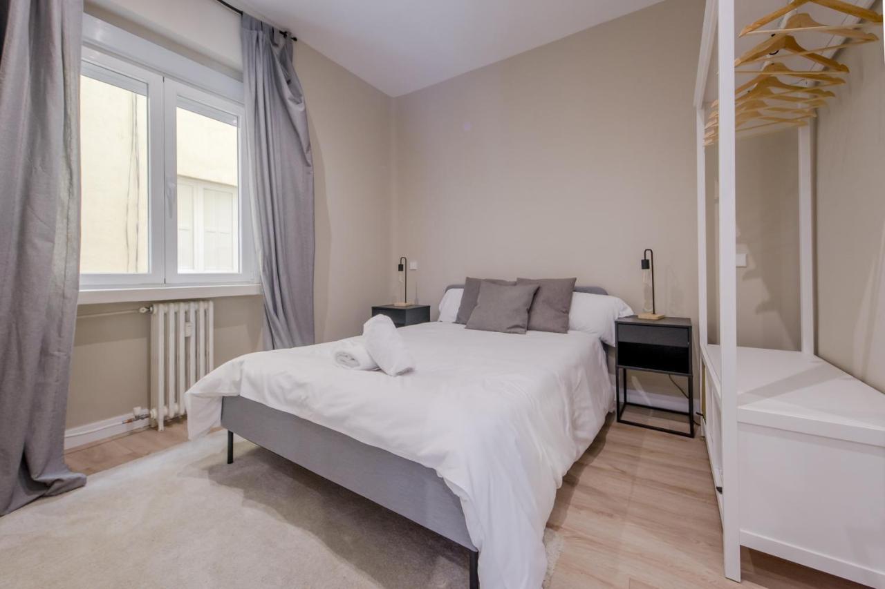 Apartment Downtown Apt 7pax La Latina-centro De Madrid!