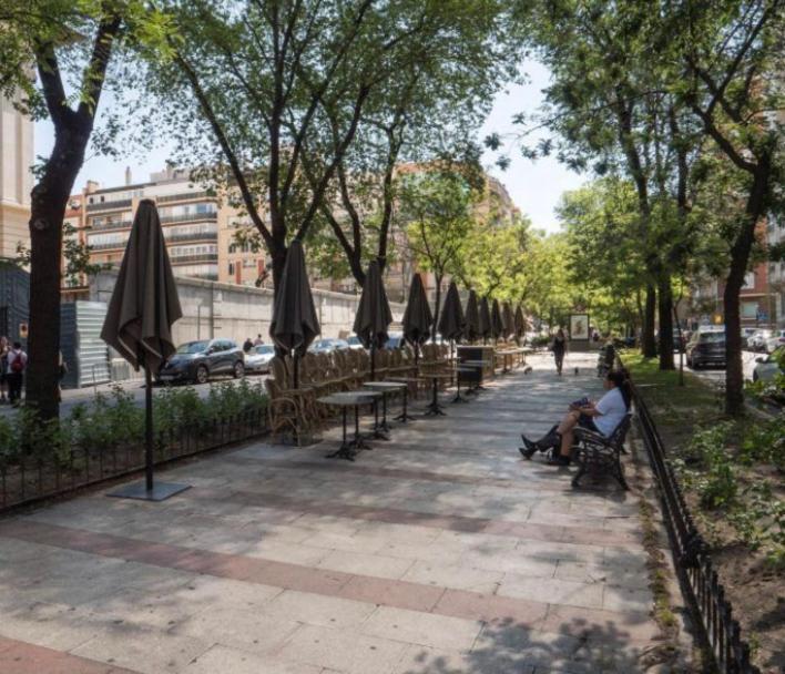 Hospedagem domiciliar Close To Retiro Park Only For Girl