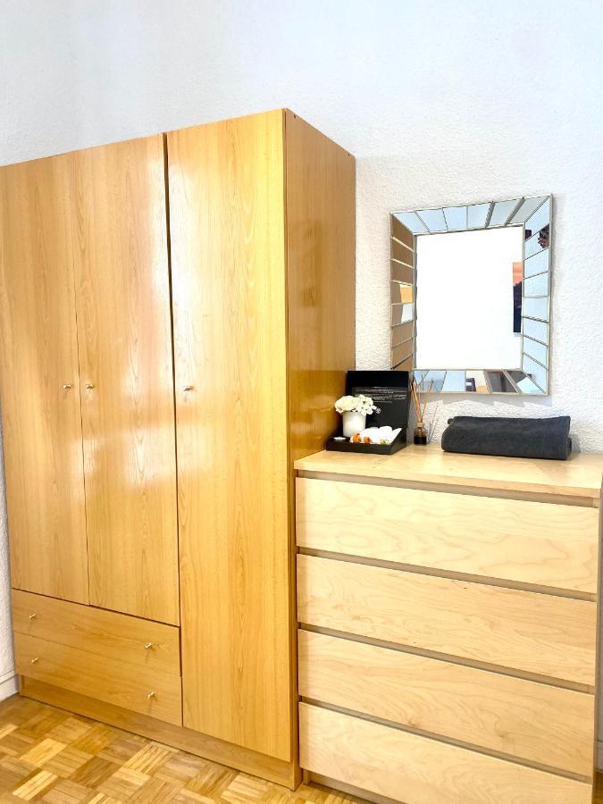 Close To Retiro Park Only For Girl Hospedagem domiciliar Madri