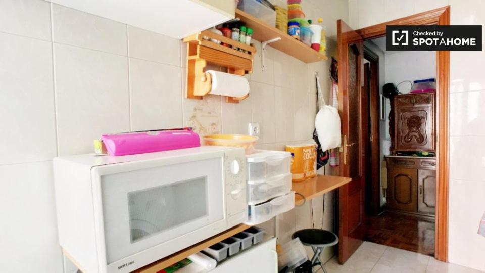 Privatunterkunft Hab 1 Wifi Vista Alegre Madrid