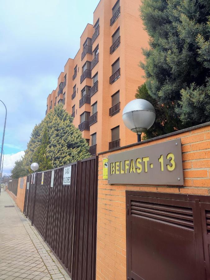 En Madrid, A Unos Minutos Del Aeropuerto Airport Barajas, Plenilunio, Estadio De Futbol Metropolitano, Feria De Madrid, Clinica Navarra Madrid