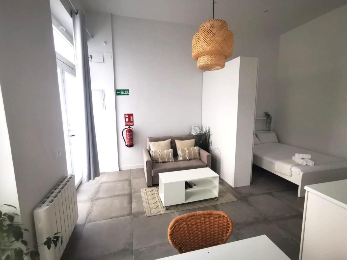Apartment Andres Tamayo Av America *