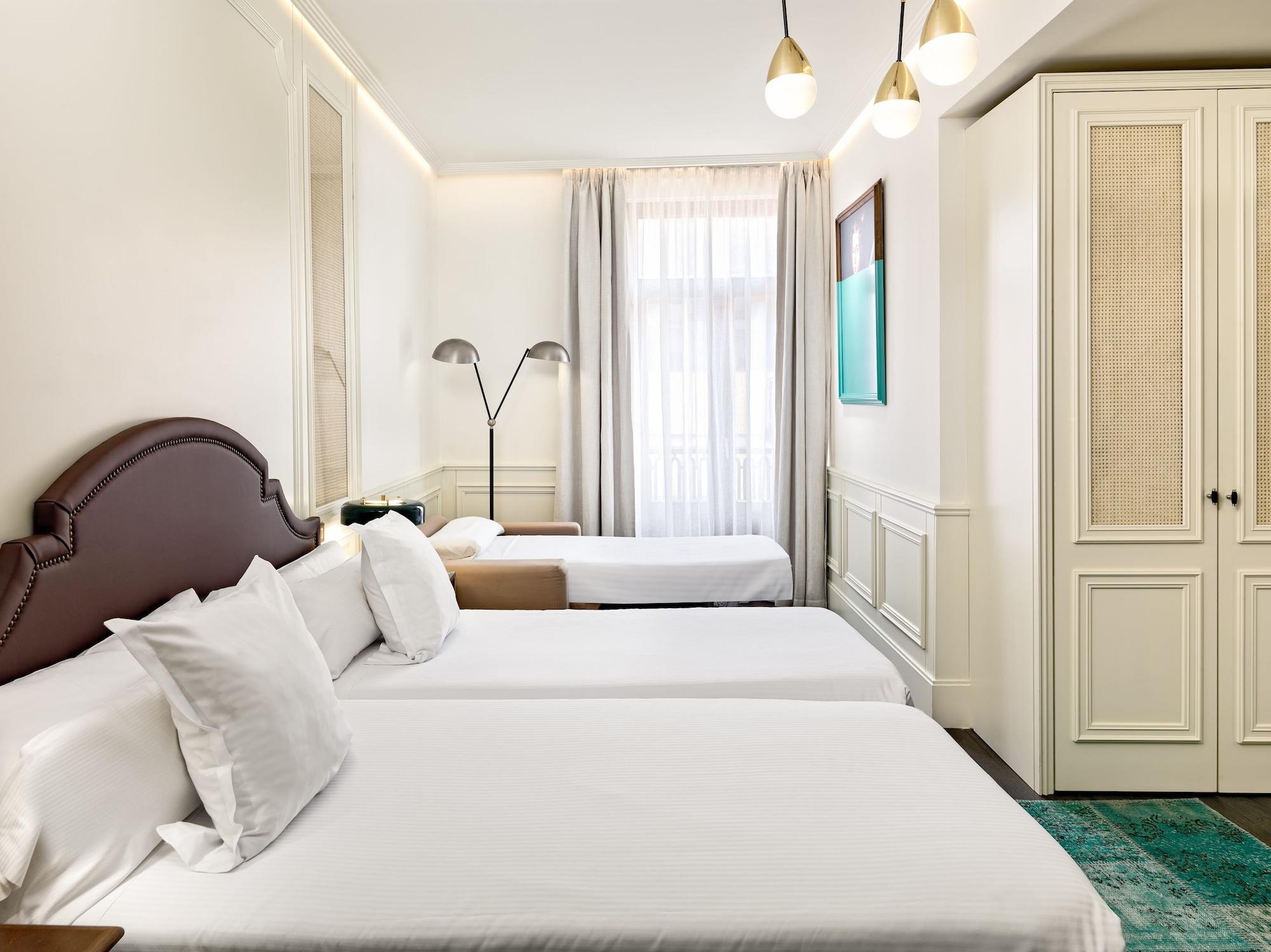 Boutique H10 De La Reina Hotel Madri