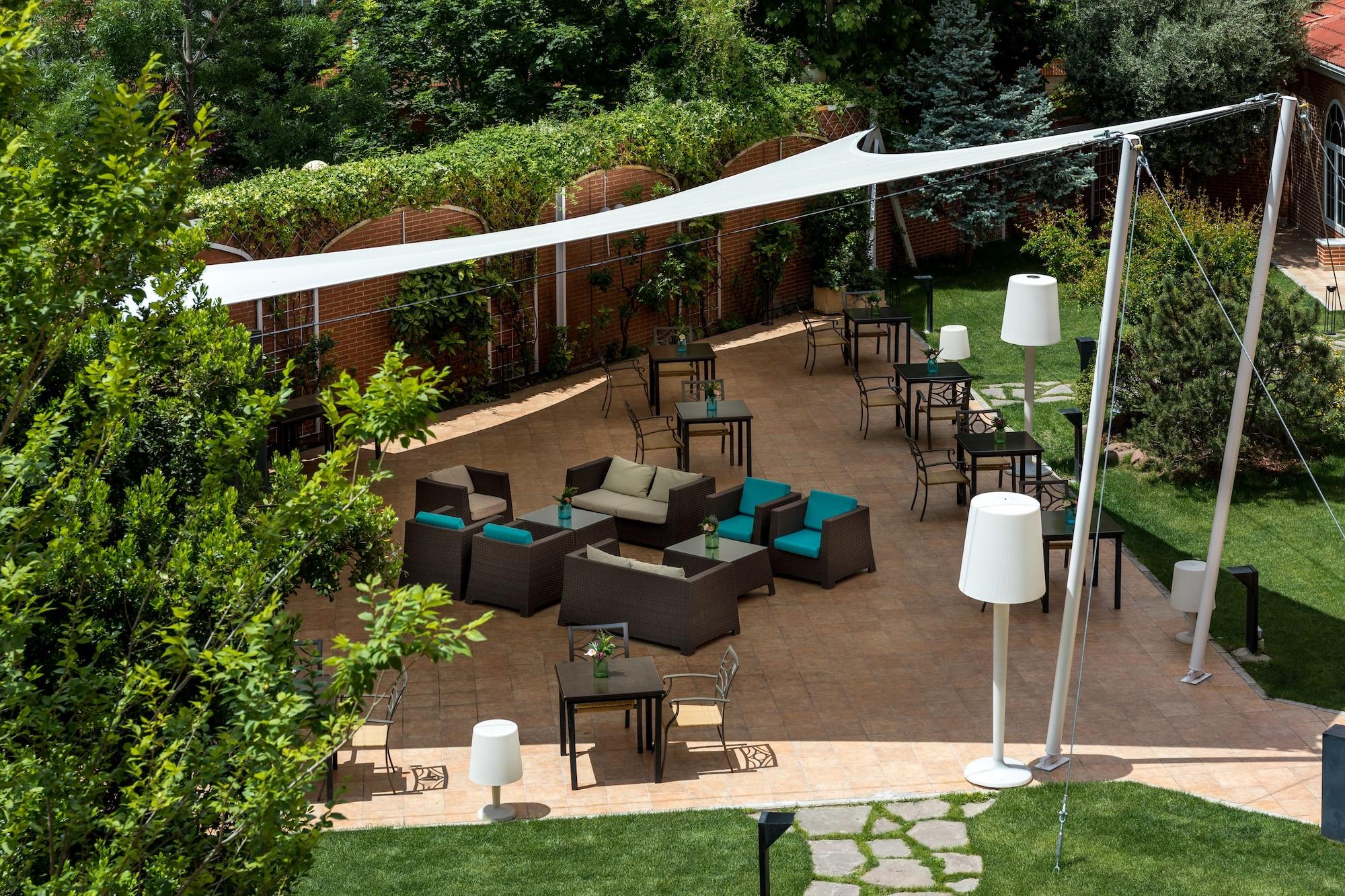 Rafaelhoteles Atocha 4* Madri