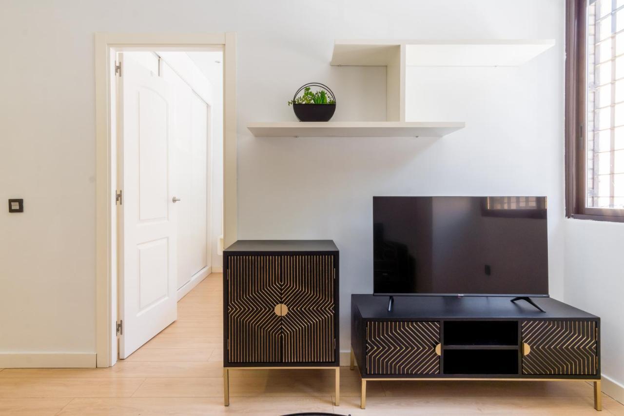 Bright Modern -1bedroom 1bath -cuatro Caminos Apartamento