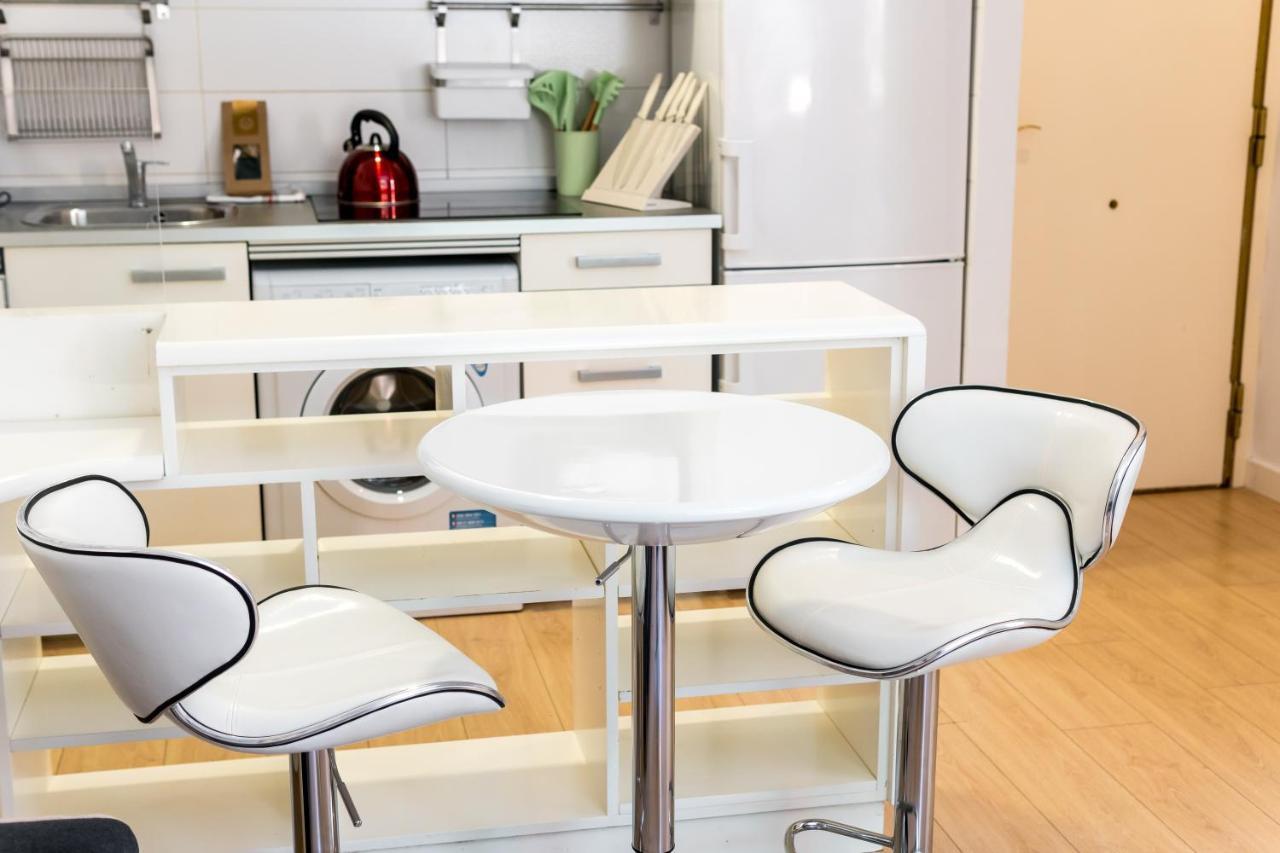 Bright Modern -1bedroom 1bath -cuatro Caminos Apartamento *