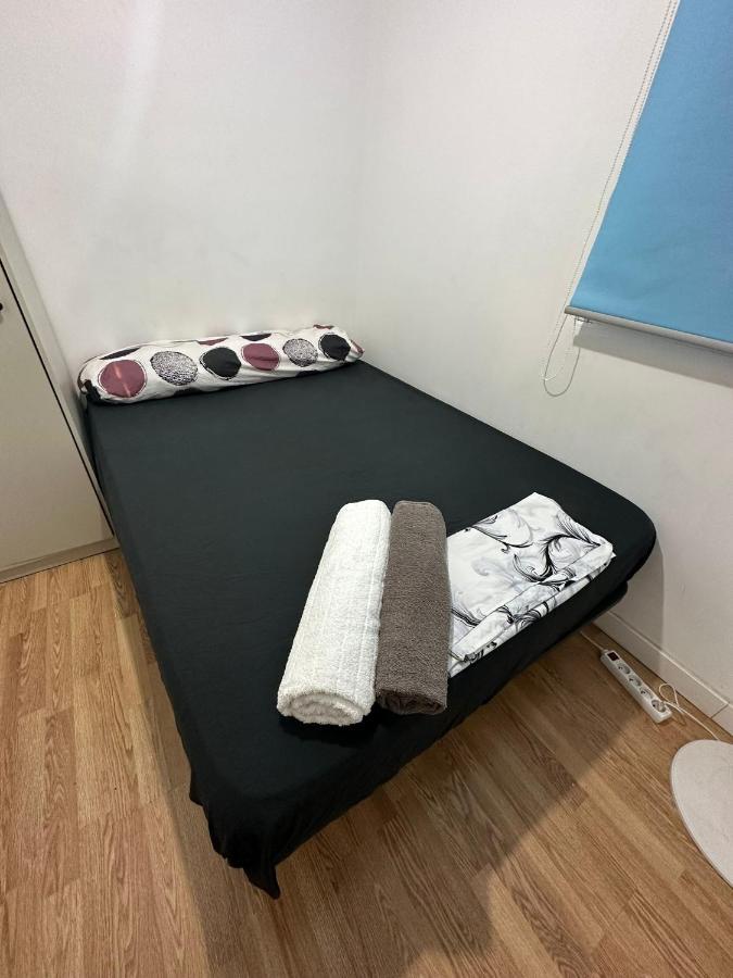 Fast Single Hotel