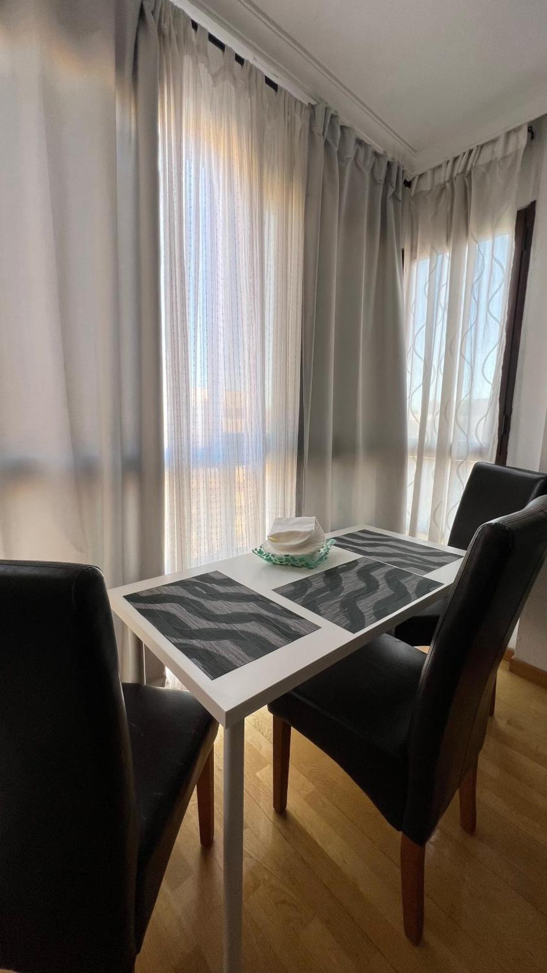 Apartment Deyanira Suite, Aeropuerto, Ifema *