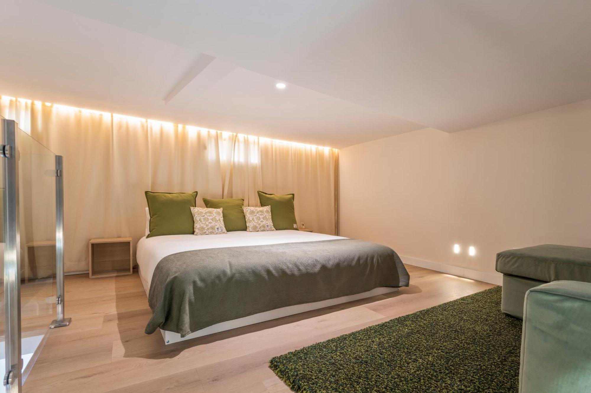 4 Bears Sharehome Madri