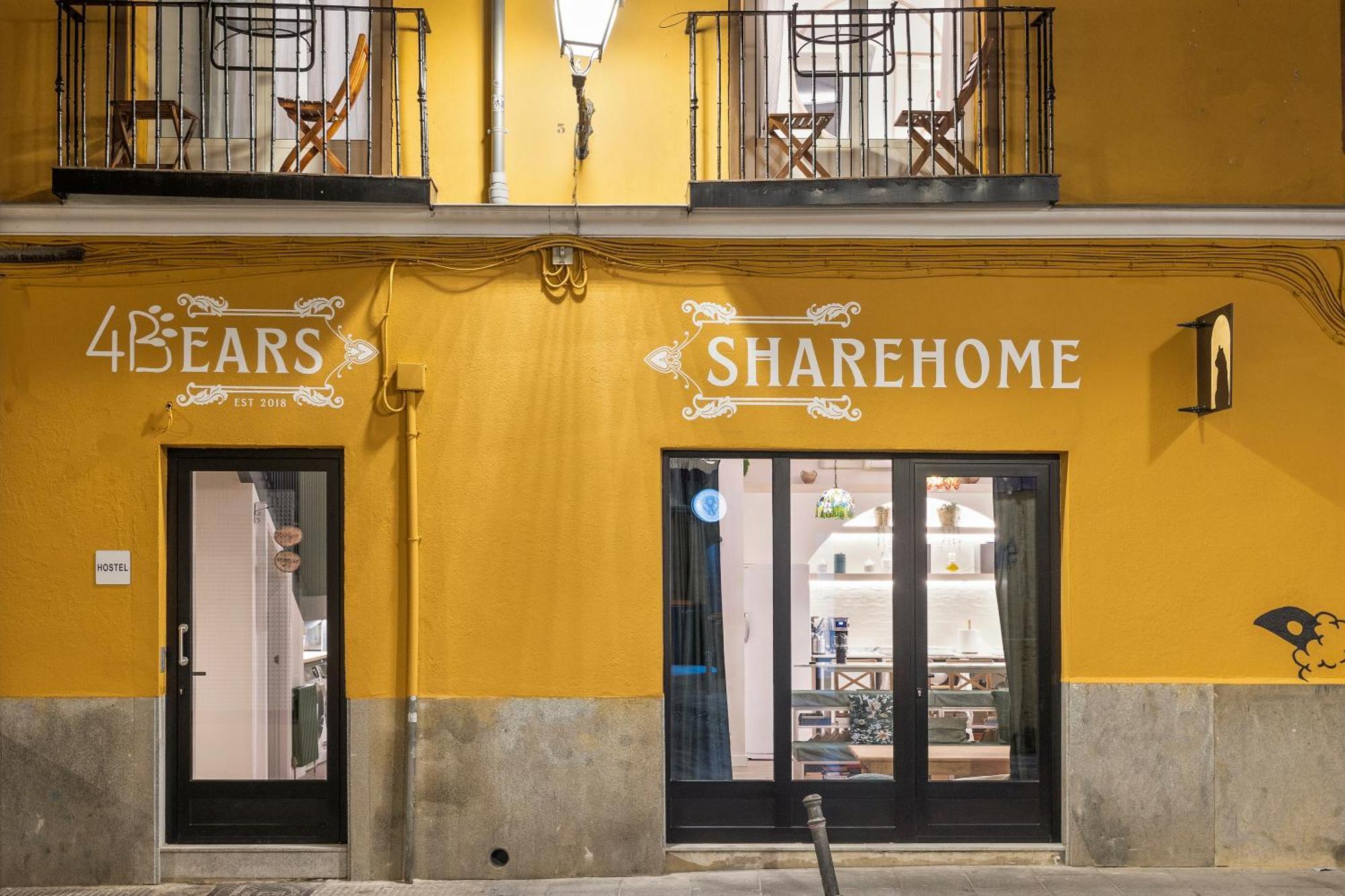 4 Bears Sharehome Casa de hóspedes Madri